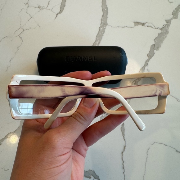 VINTAGE CHANEL Black and White Ombré Sunglasses. - Picture 3 of 12